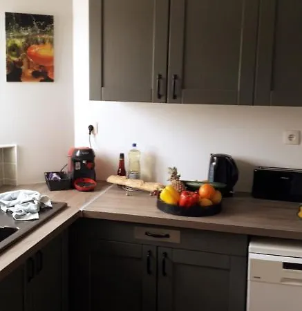 Flize, 2 Chambres, Voie Verte A 500 Metres Apartment